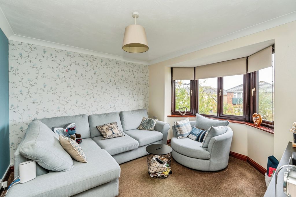 Property photo 2 of 13 Pbox-Img.Jpg