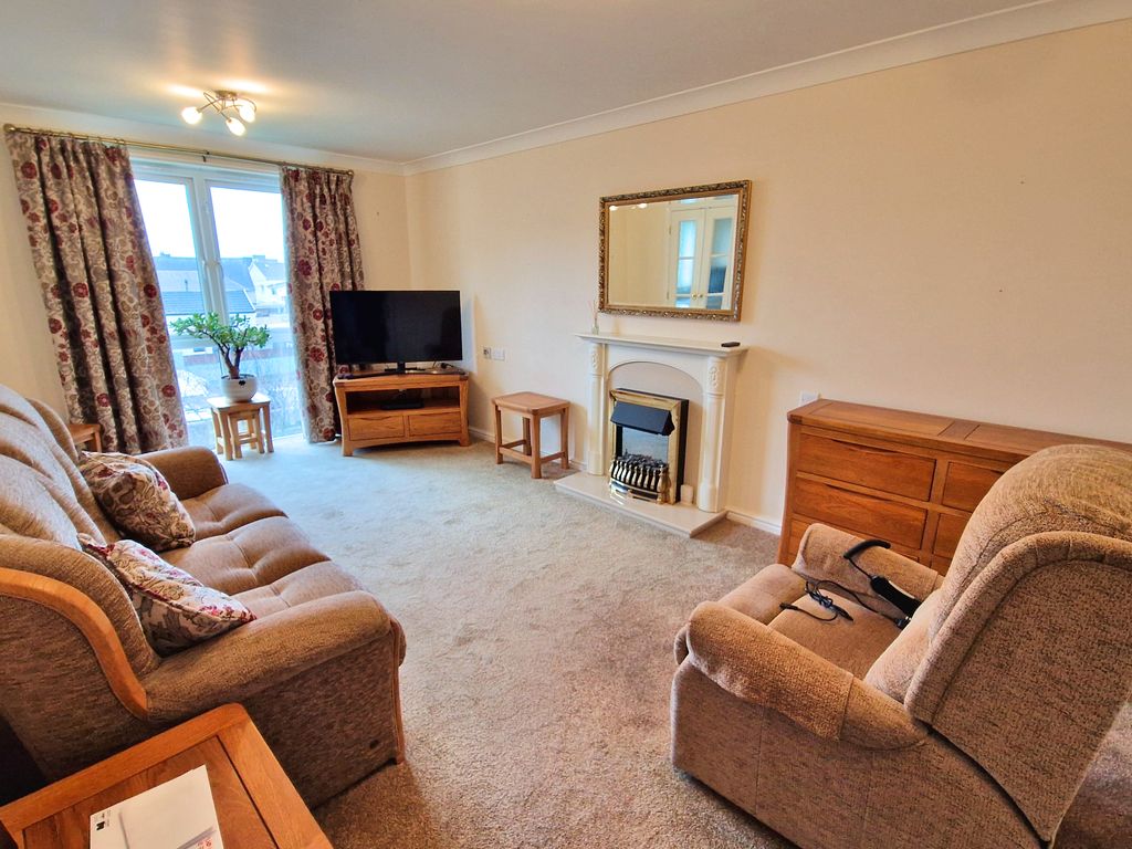 Property photo 2 of 9