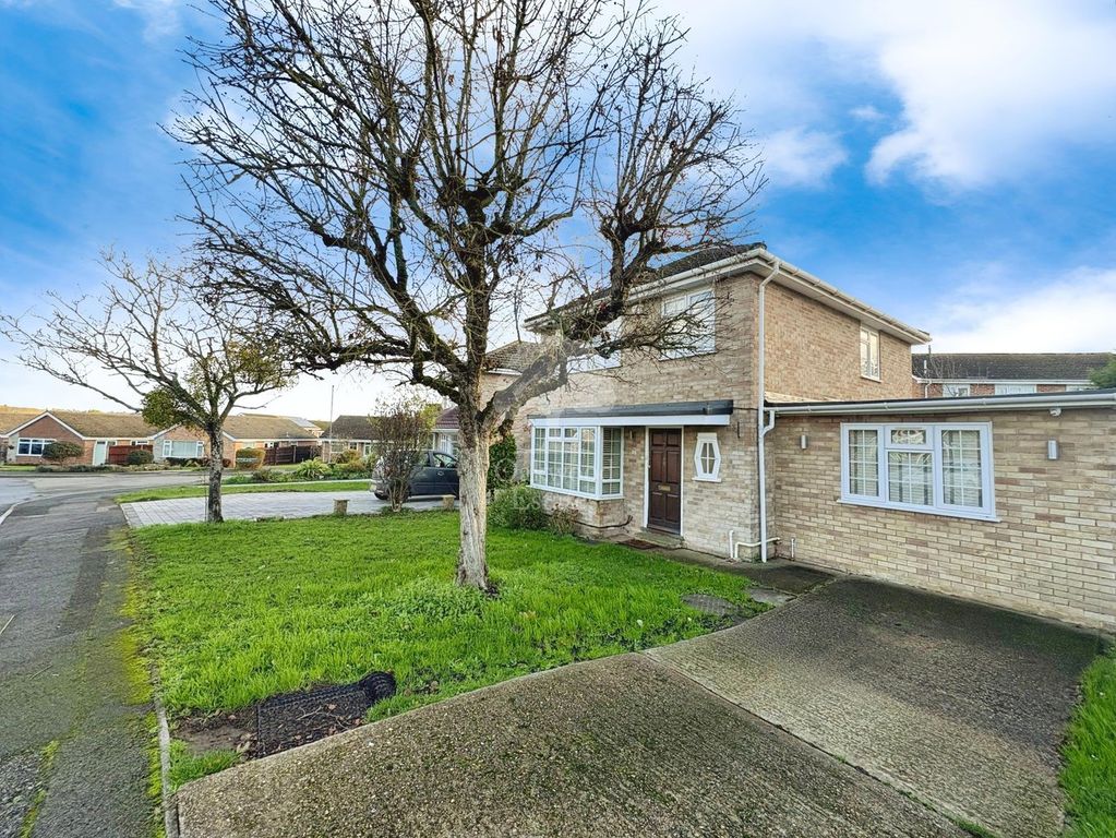 Property photo 1 of 19 Front