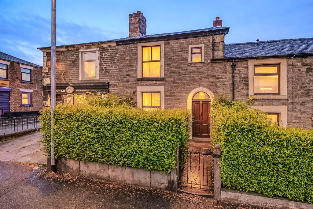 Property photo 1 of 20