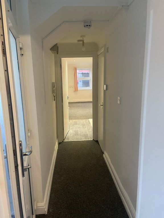 Property photo 3 of 7 Photo 2