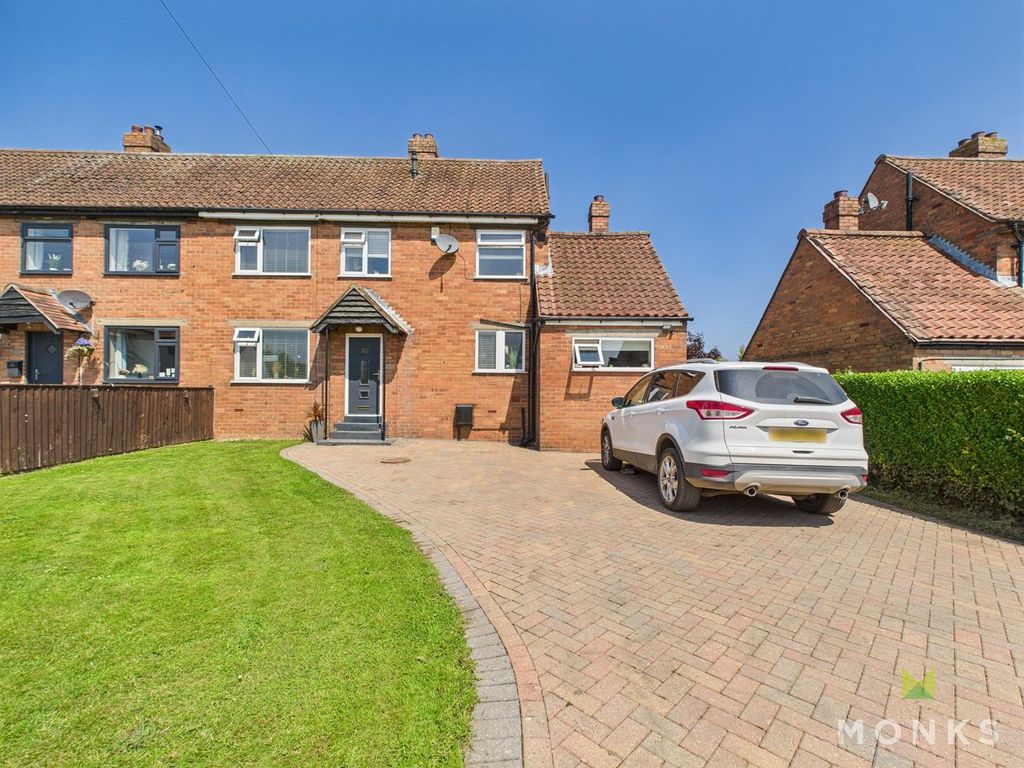 Property photo 1 of 20 Cam01520G0-Pr0219-Still021.Jpg