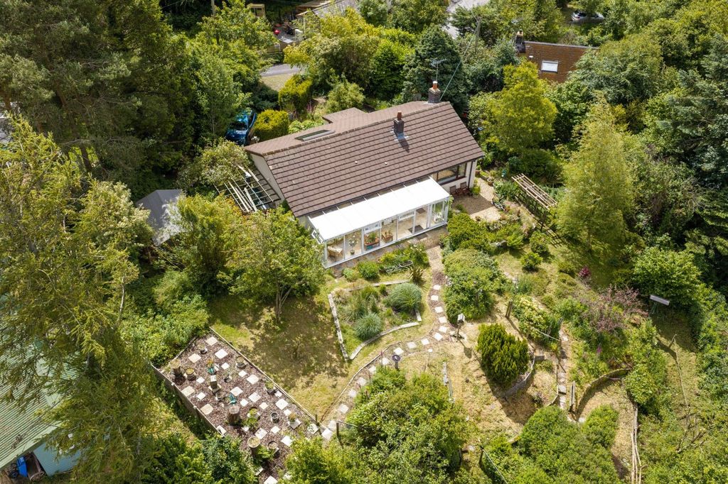 Property photo 2 of 43