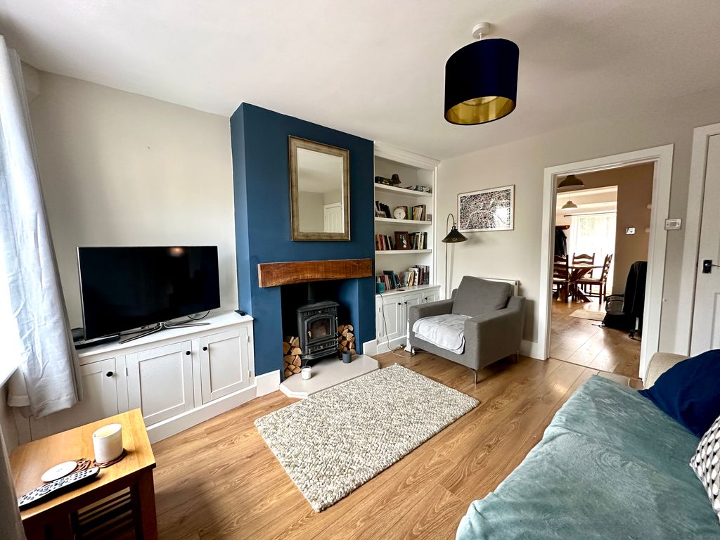 Property photo 3 of 12