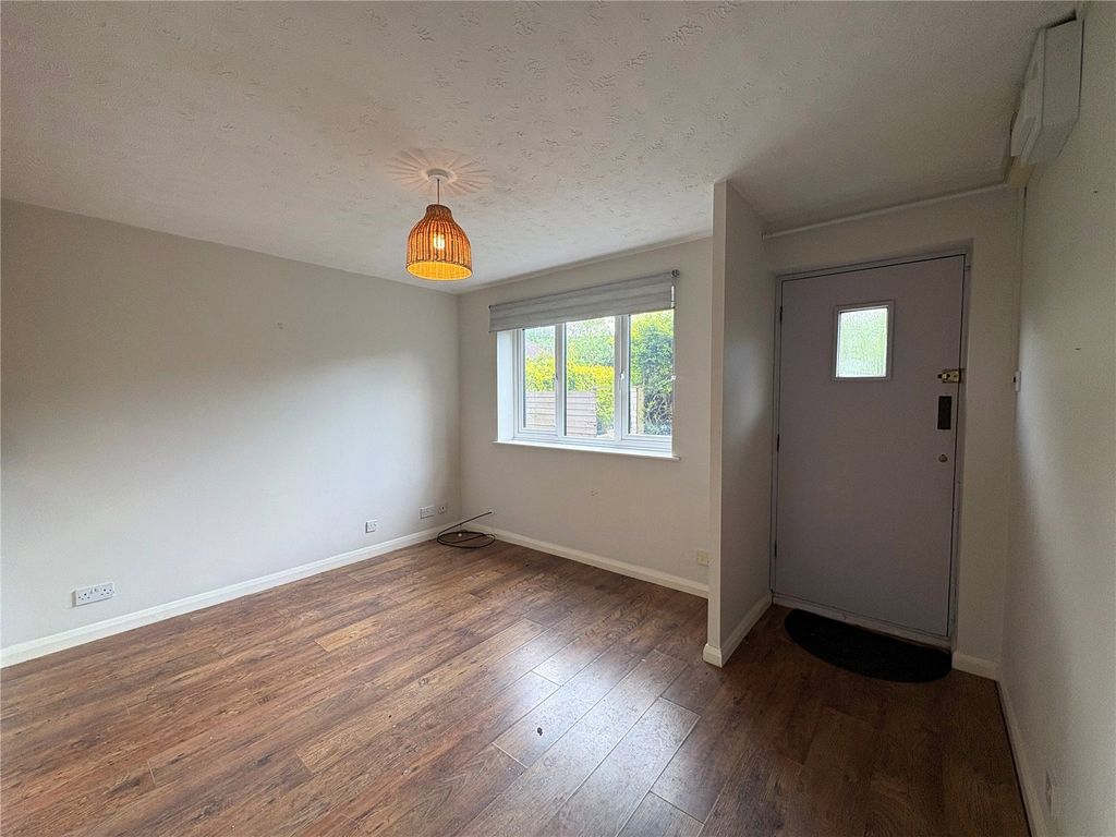 Property photo 3 of 9 Picture No. 30