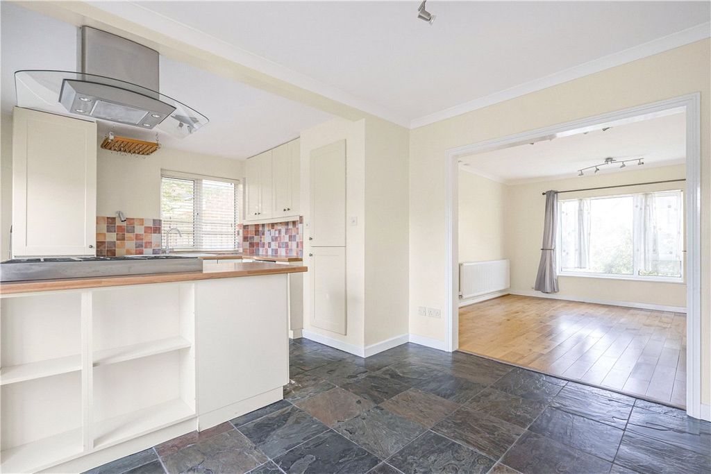 Property photo 1 of 17 Picture No. 01