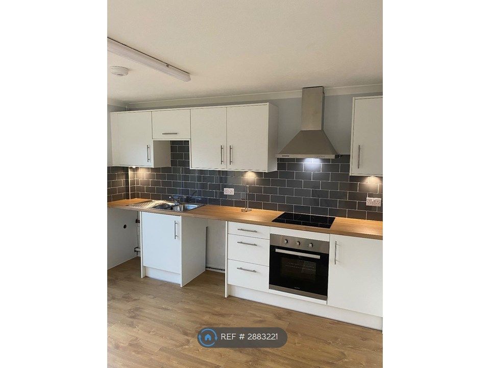Property photo 3 of 12 Kitchen/Dining Room 3.6mx3.6m