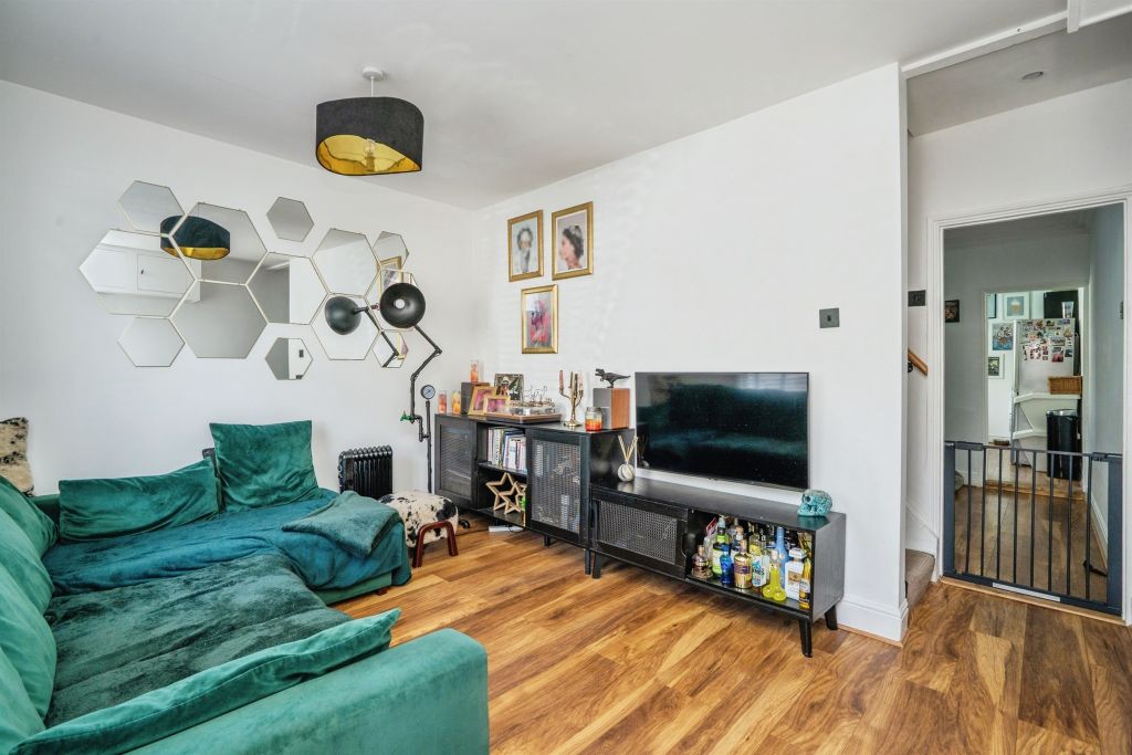 Property photo 2 of 18