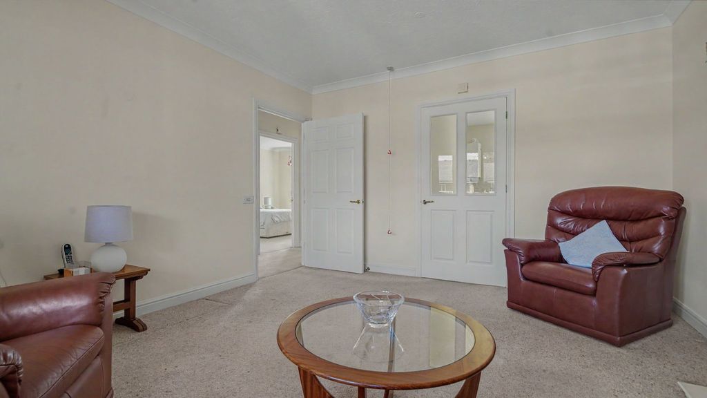 Property photo 3 of 25