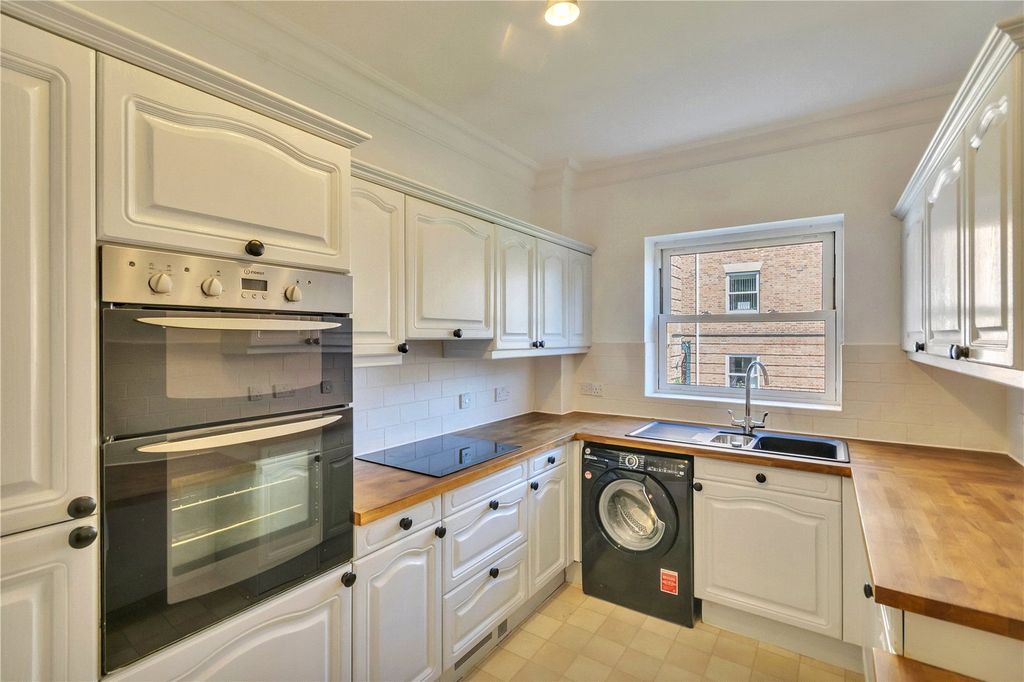 Property photo 3 of 17 Picture No. 47