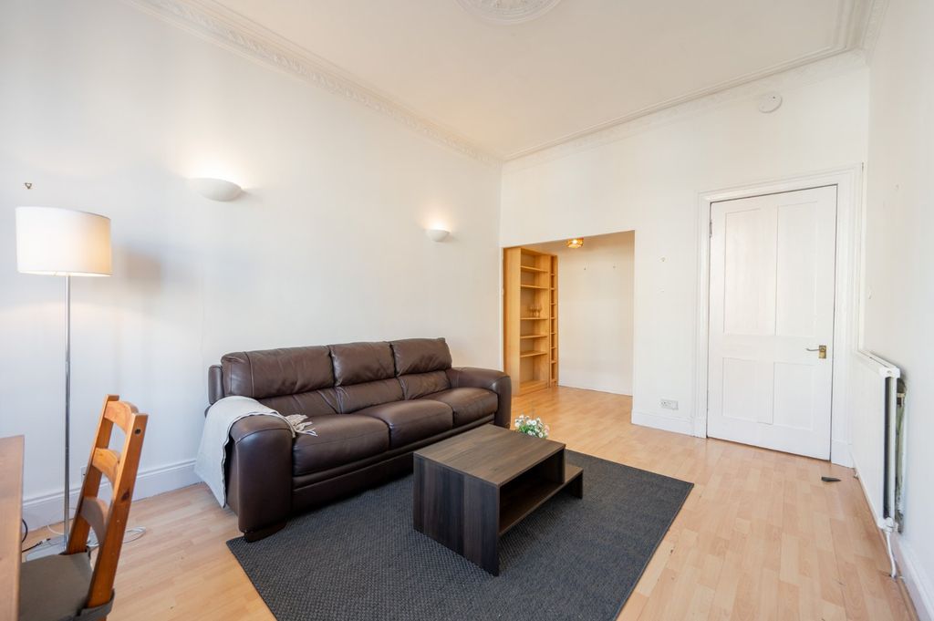 Property photo 3 of 10 Picture No. 04