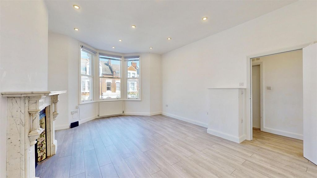 Property photo 2 of 18 _Com.Apple.Foundation.Nsitemprovider.Fbqqyn.Jpeg