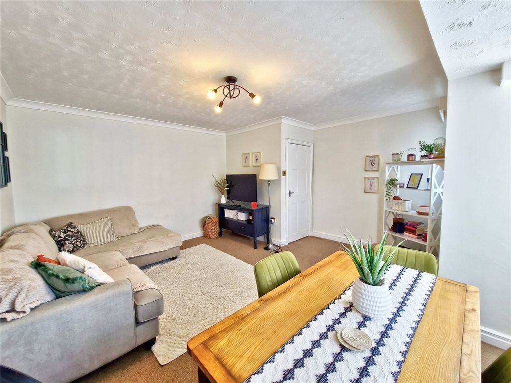 Property photo 2 of 9 Picture No. 07