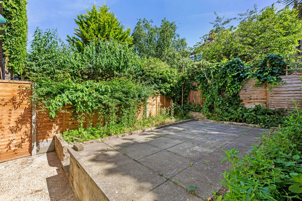 Property photo 1 of 8 Private Rear Garden
