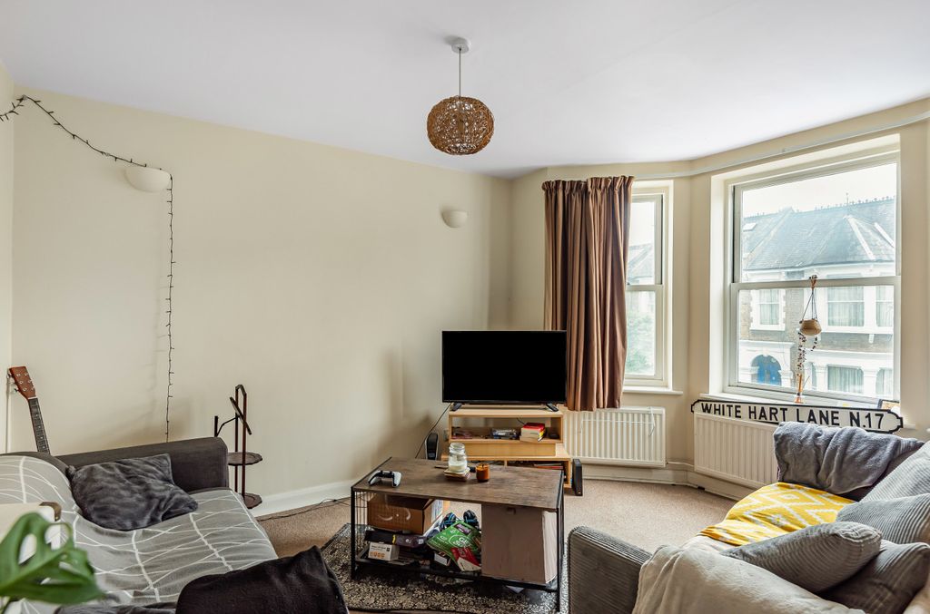 Property photo 1 of 8 846924 (2).Jpg