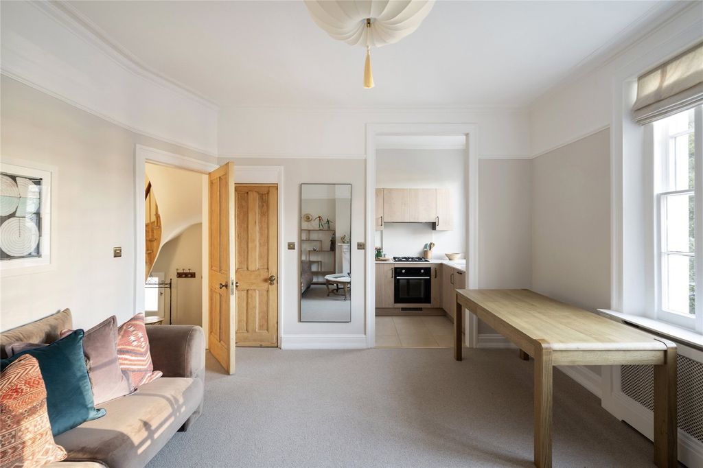 Property photo 2 of 13 Picture No. 04