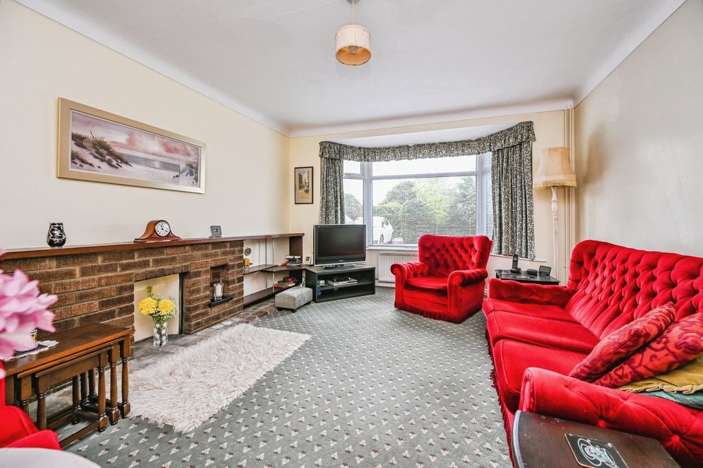 Property photo 2 of 19 Pbox-Img.Jpg