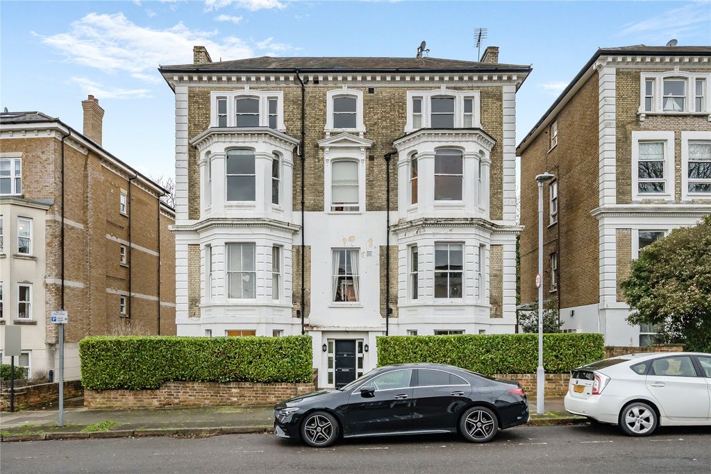 Property photo 1 of 8 Picture No. 24