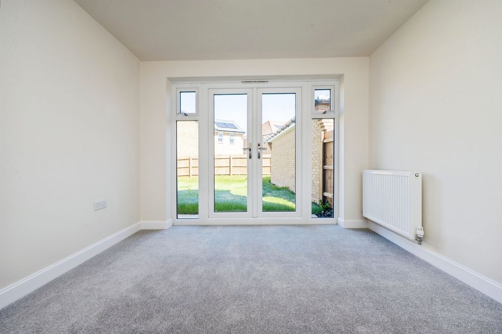 Property photo 3 of 40