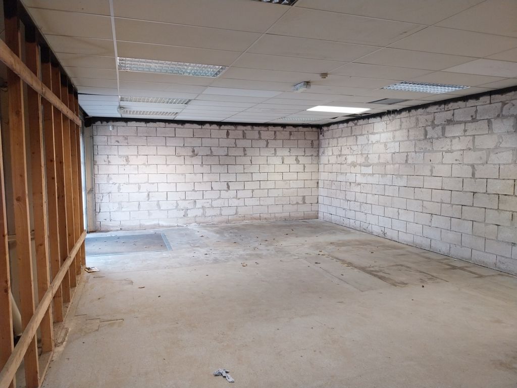 Property photo 3 of 9 Photo 3