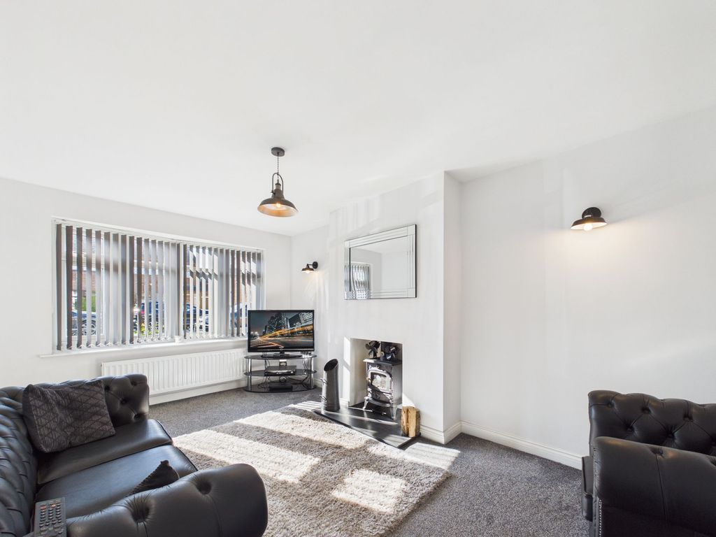 Property photo 2 of 29