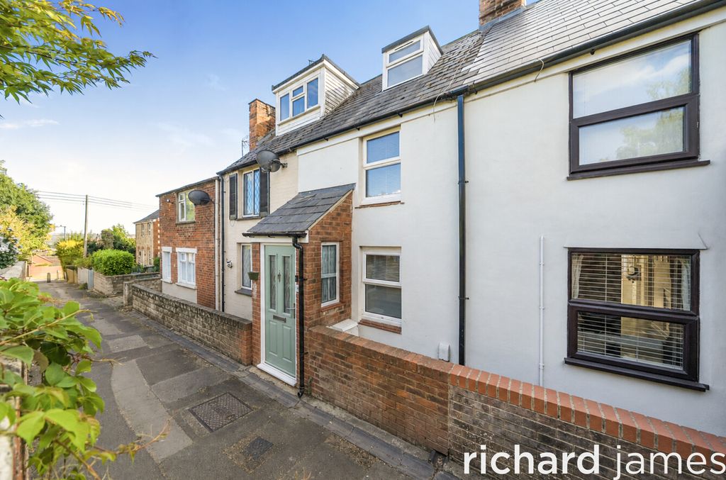 Property photo 1 of 13 d160945Bafd34494A8E547Cf6B284d3A