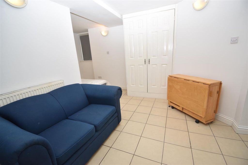 Property photo 2 of 7 Dsc_0003.Jpg