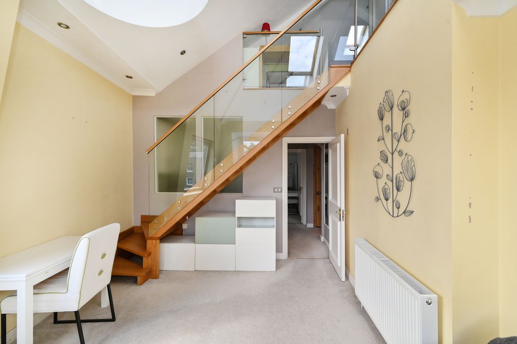 Property photo 3 of 15 Photo 3