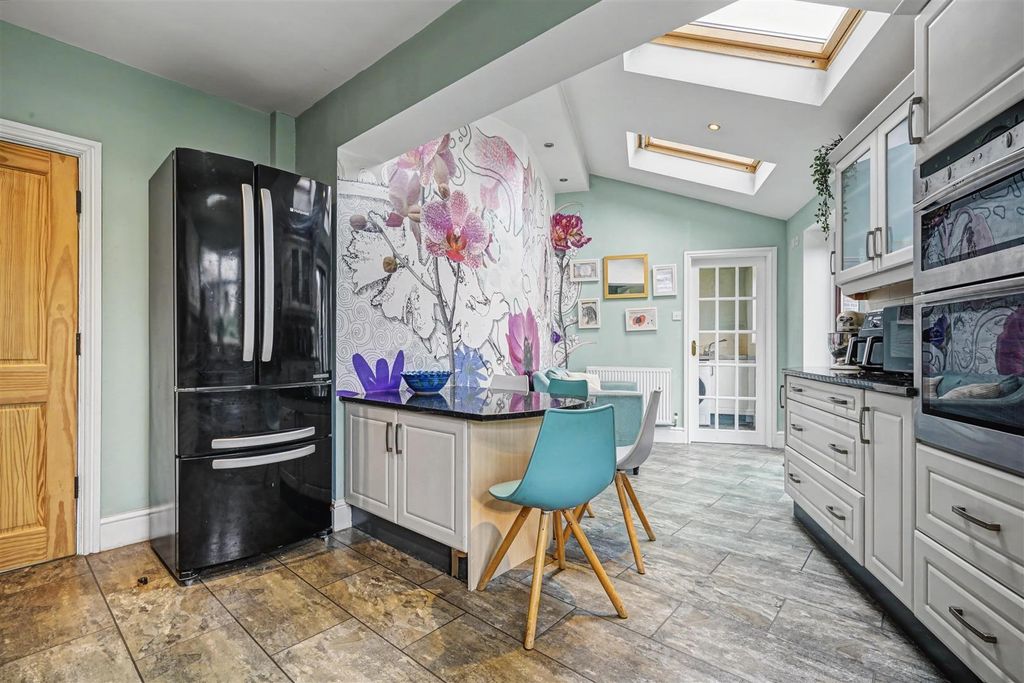 Property photo 2 of 28 Kitchen_Breakfast 1_3.Jpeg