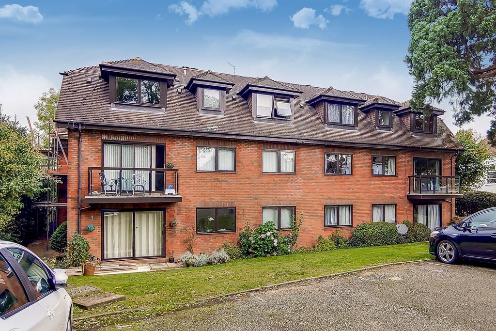 Property photo 1 of 11