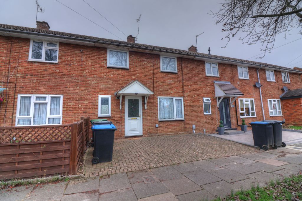 Property photo 1 of 12 External Front