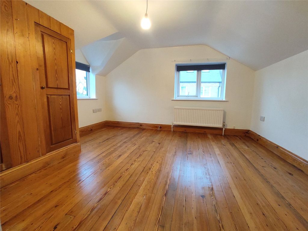 Property photo 2 of 6 Picture No. 01