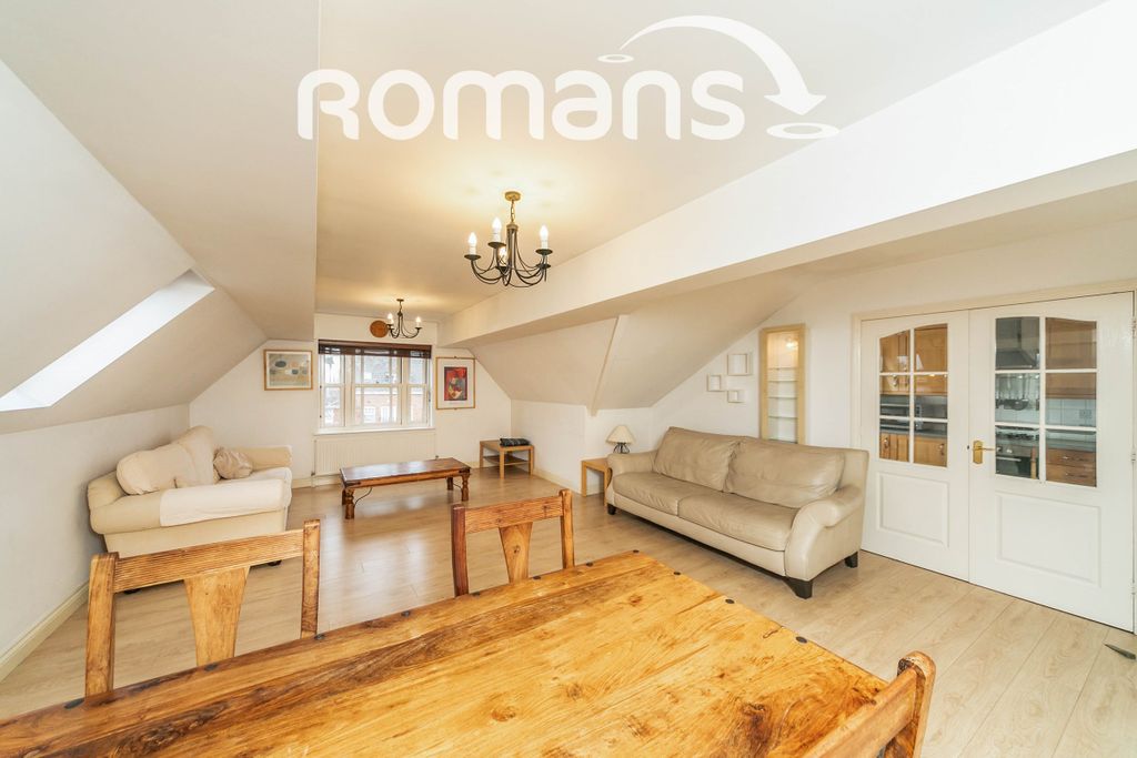 Property photo 2 of 9 7A360356-85B0-Ed11-8