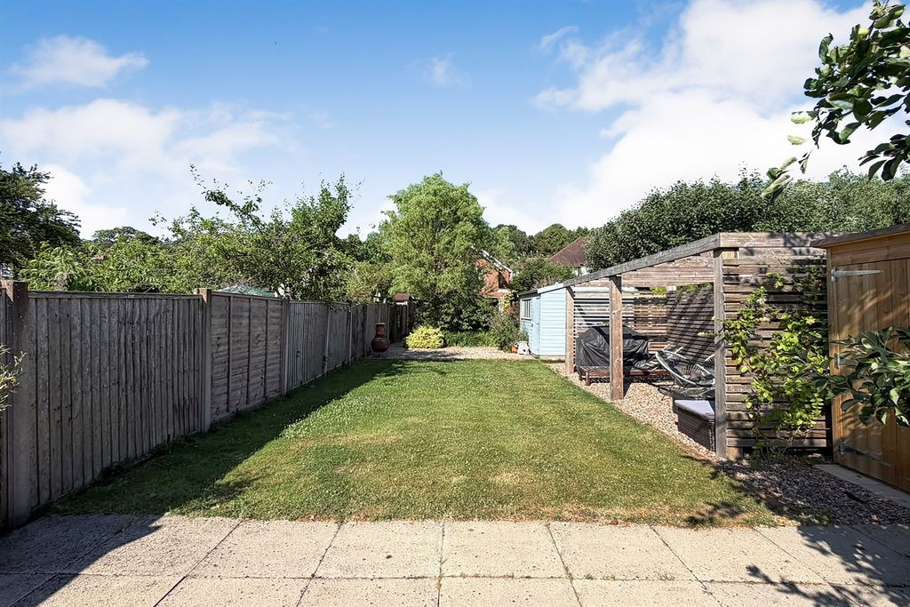 Property photo 3 of 24