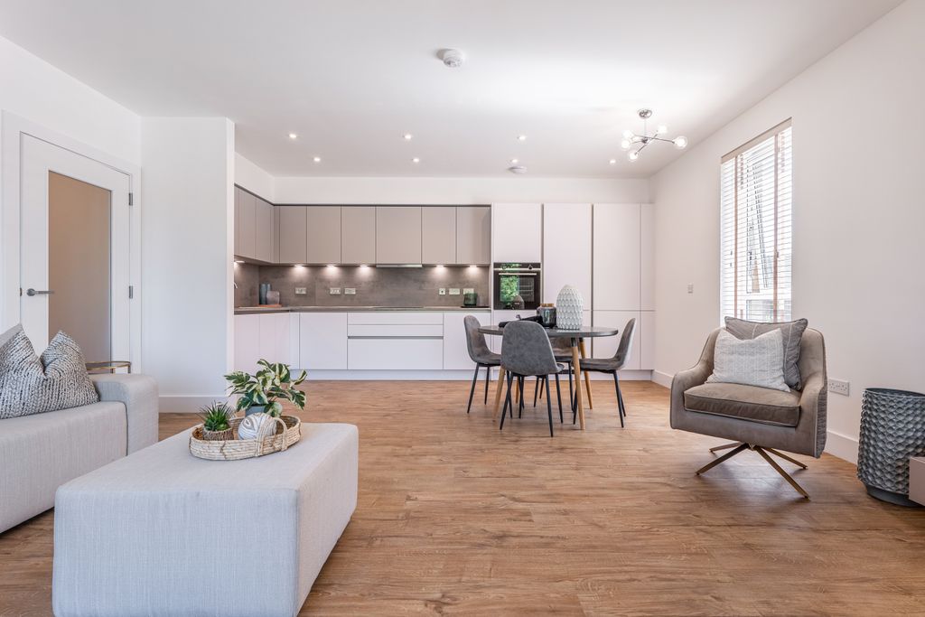 Property photo 3 of 12 Jordanhill Park