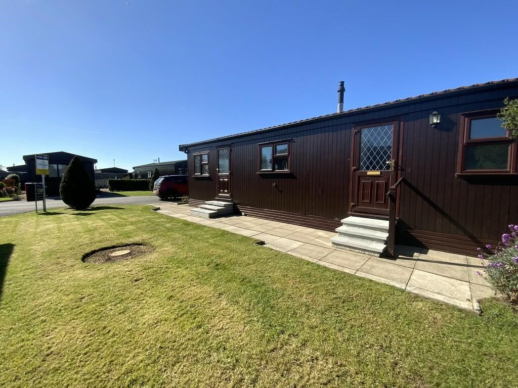 Property photo 2 of 10 7 Cedar Avenue The Elms 1.Jpeg