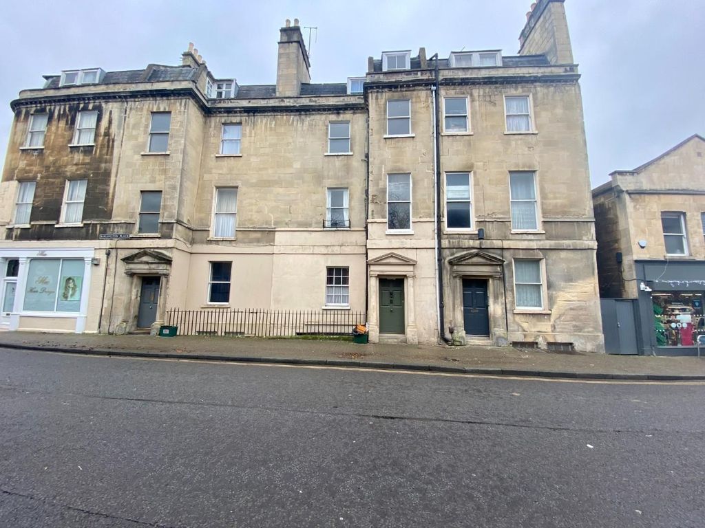 Property photo 1 of 6 Front
