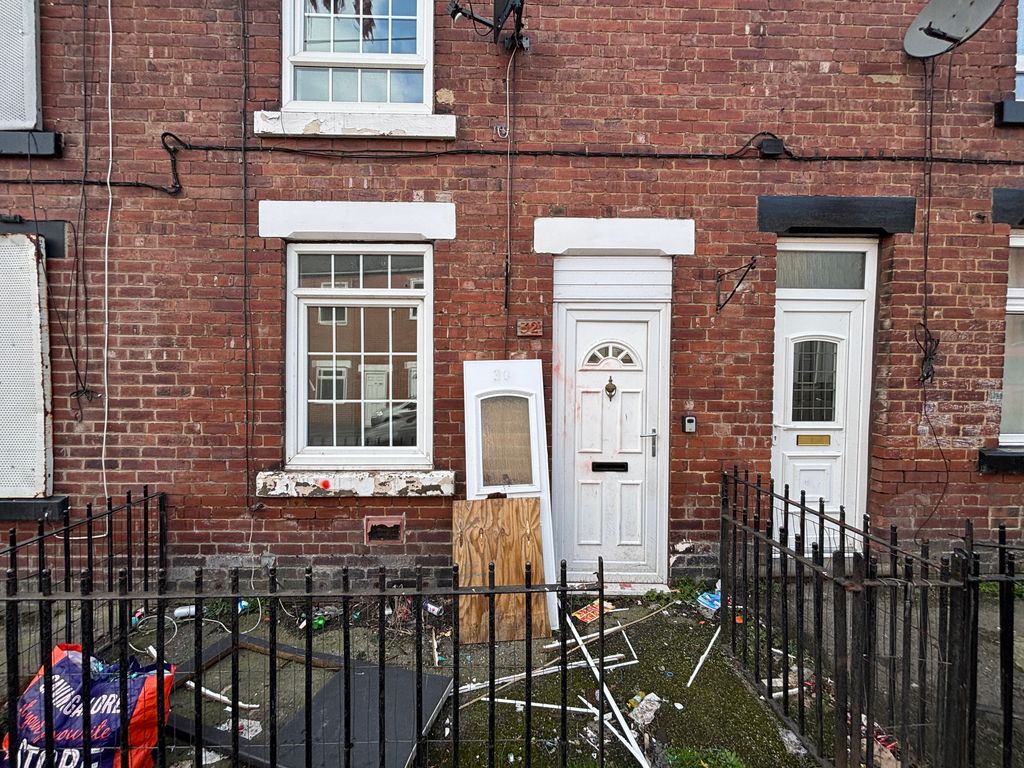 Property photo 1 of 6