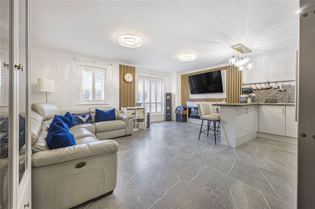 Property photo 3 of 15 Picture No. 07