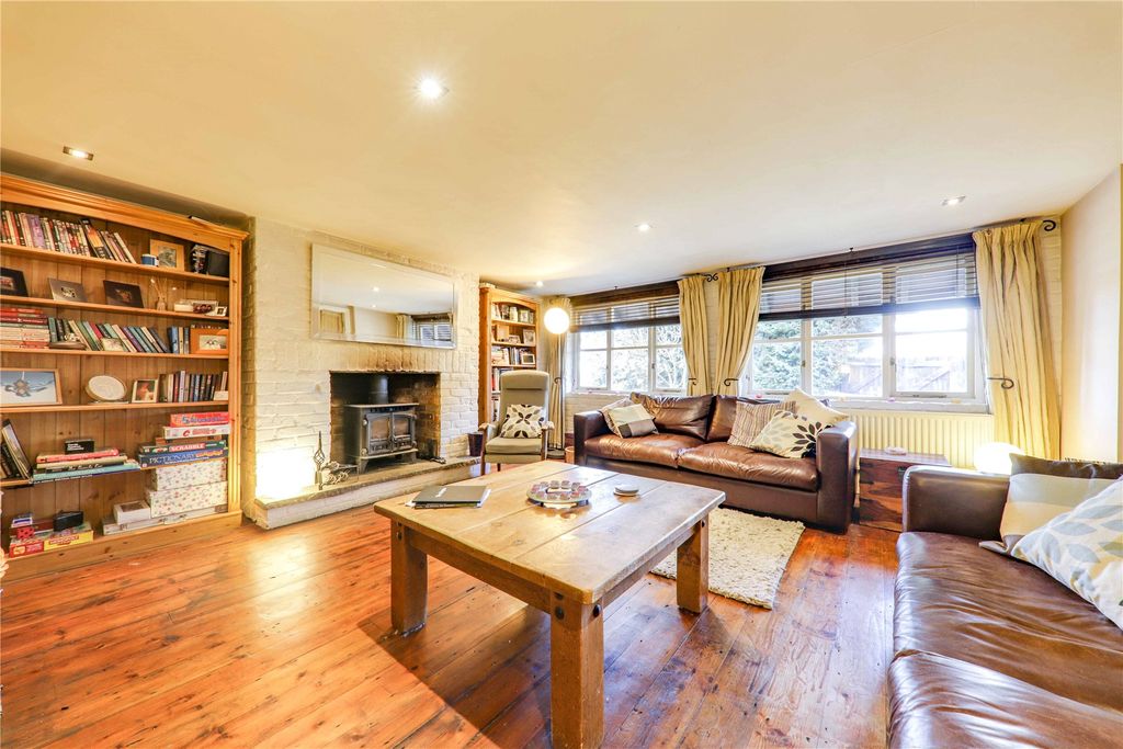 Property photo 2 of 16 Picture No. 20
