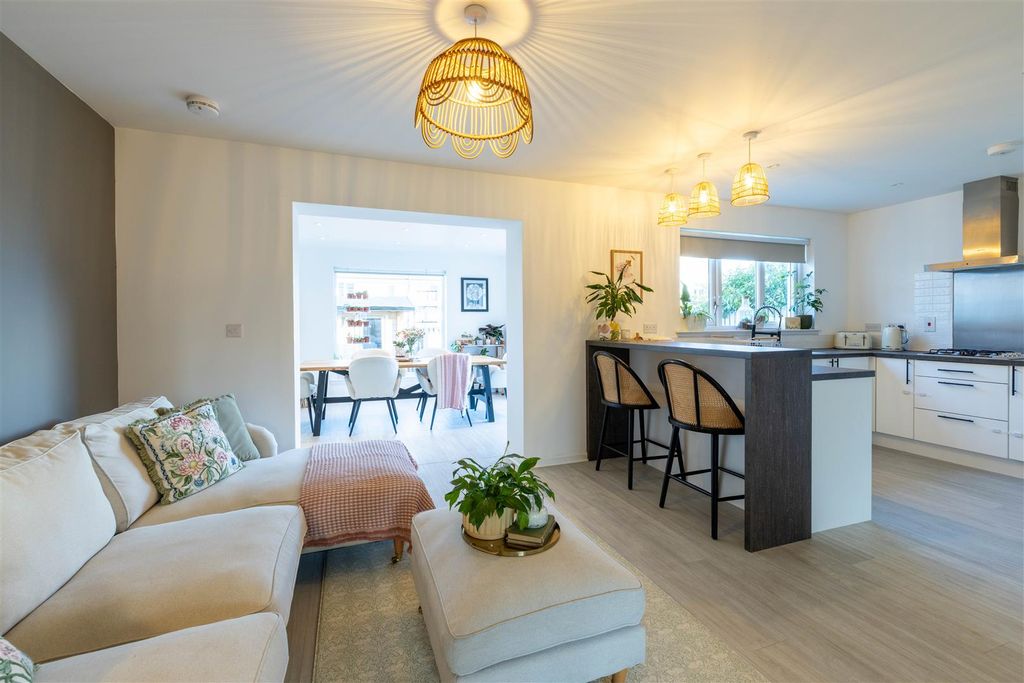 Property photo 3 of 46 29 Benton Road, Auchterarder-81.Jpg