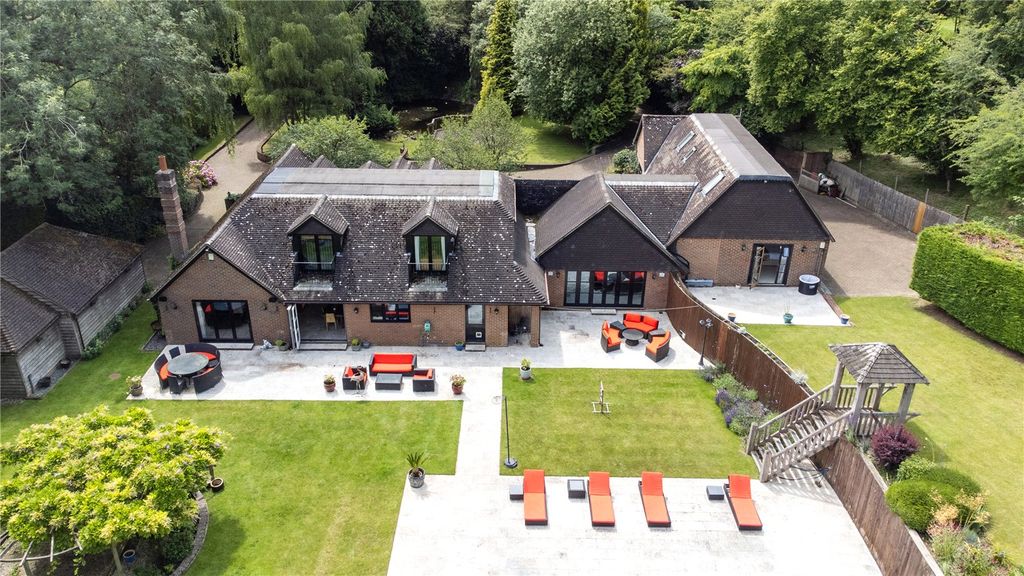 Property photo 2 of 18 Aerial Image