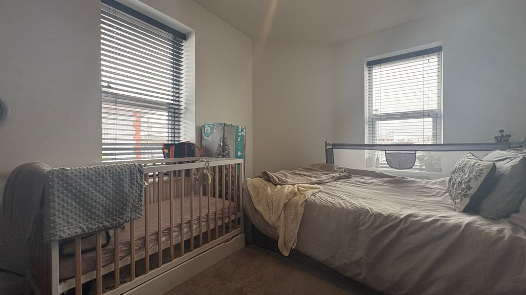 Property photo 3 of 4 Img_1477