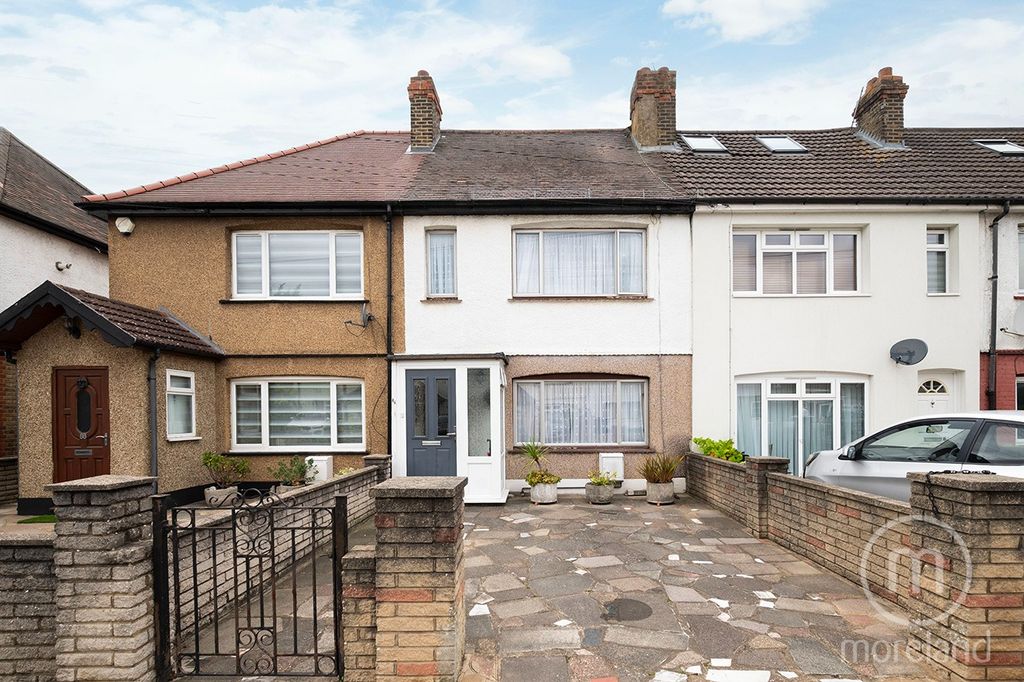 Property photo 1 of 12 4523460