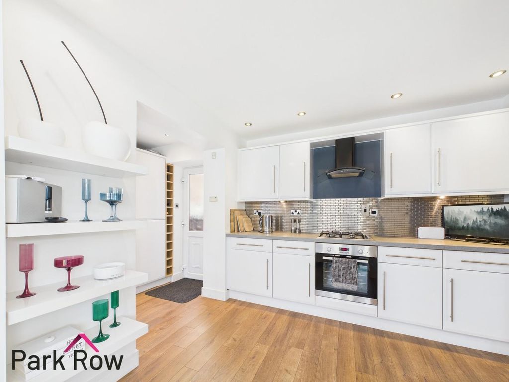 Property photo 2 of 29 Open Plan Kitchen/Dining/Living Room