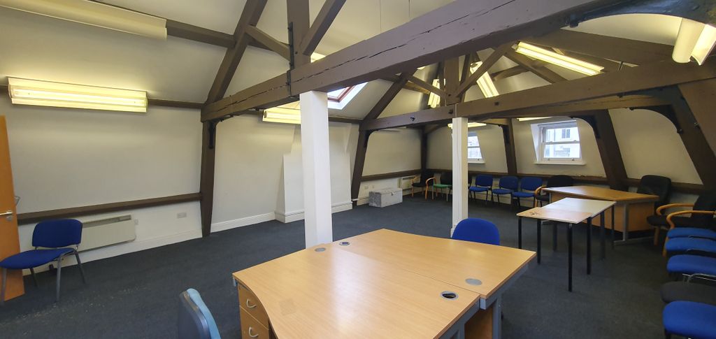 Property photo 3 of 7