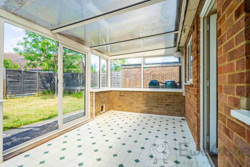 Property photo 2 of 12 Good-Sized Conservatory