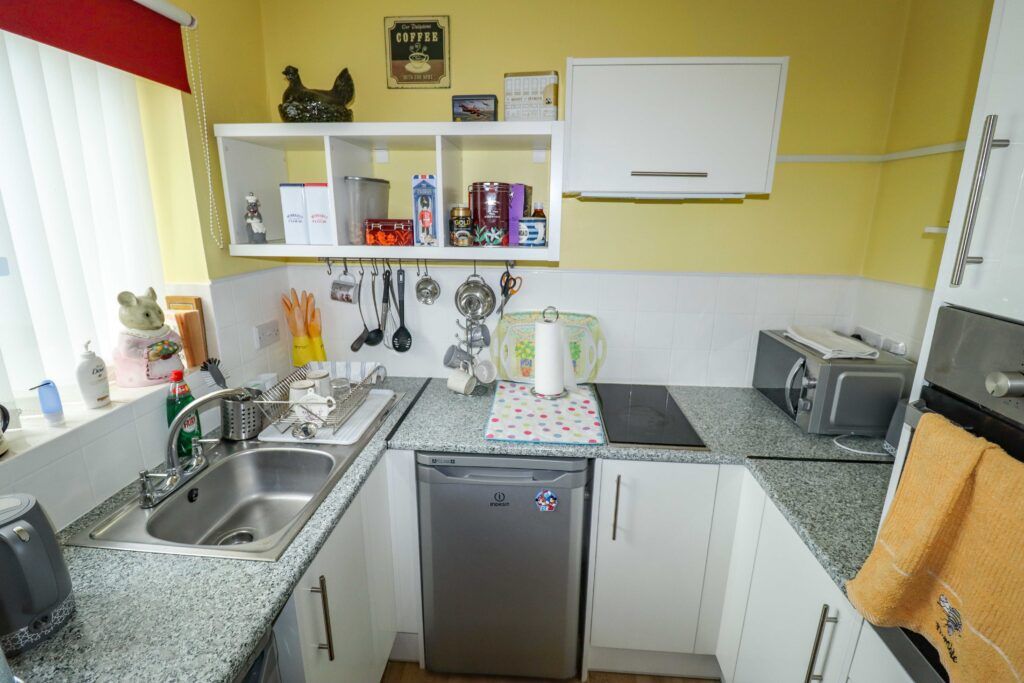 Property photo 3 of 6