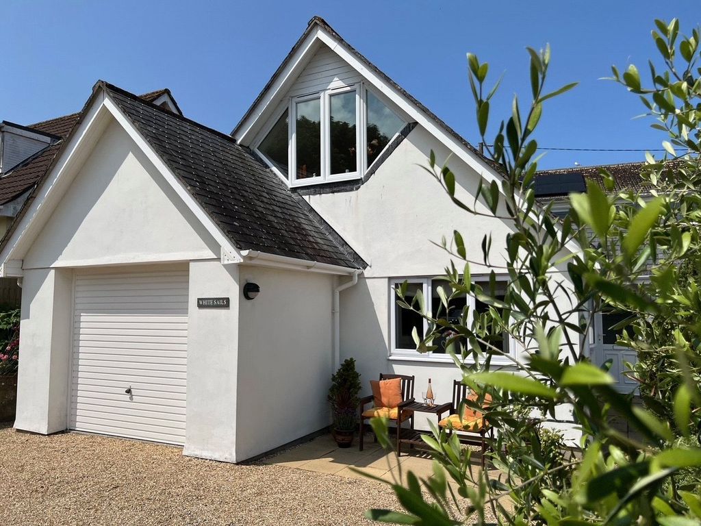Property photo 1 of 27 Picture No. 23