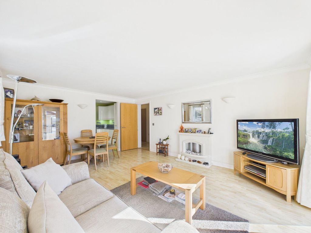 Additional image 4 of 2 bed flat for saleAlta Vista Road, Paignton TQ4